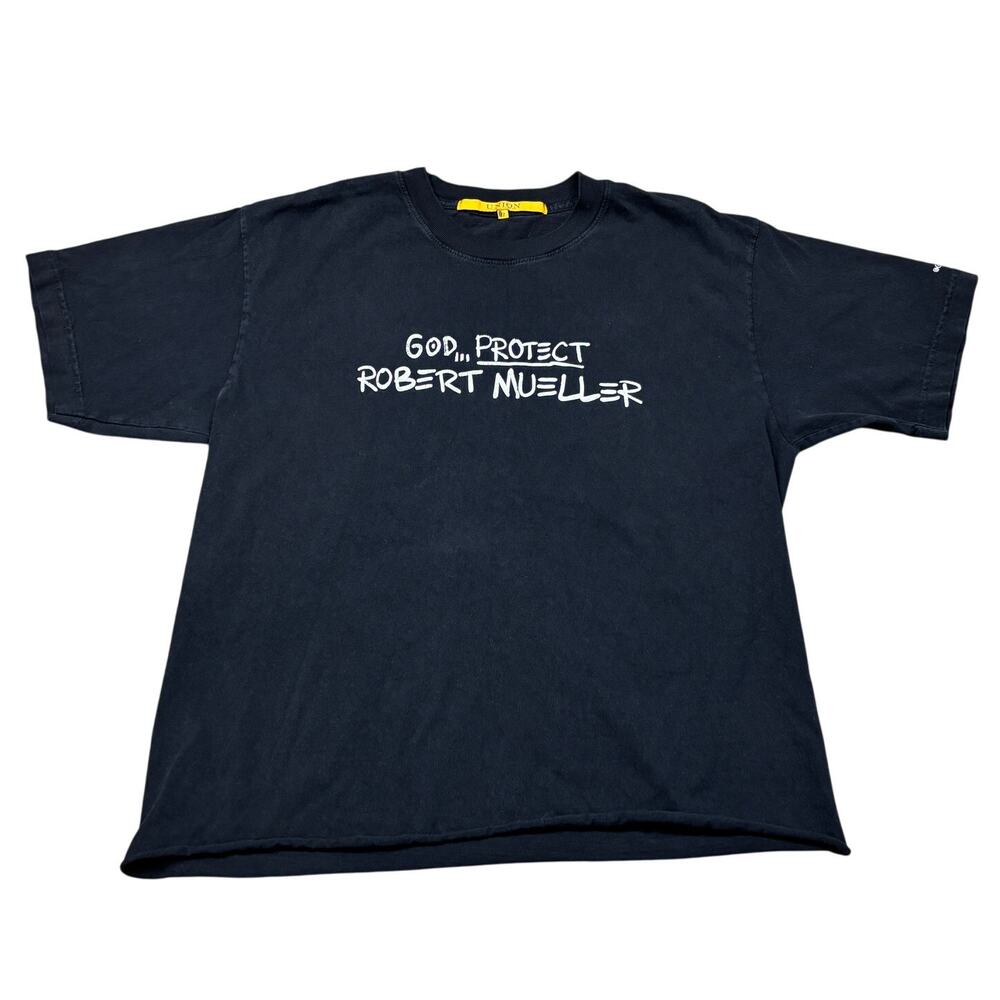 Union LA God Protect Robert Mueller Cropped T Shirt Men's Medium